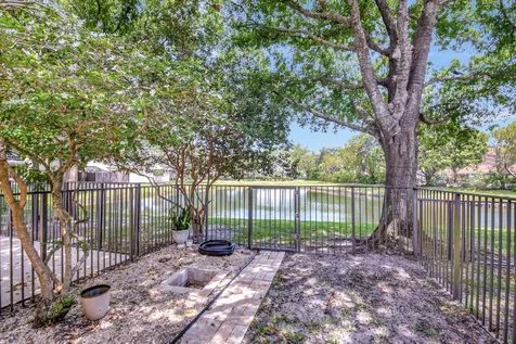 6306 Crescent Lake Way Greenacres FL 33463
