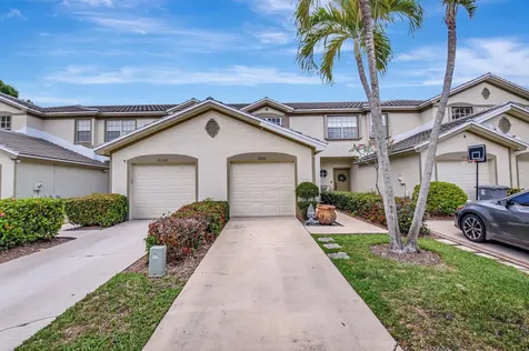 6306 Crescent Lake Way Greenacres FL 33463