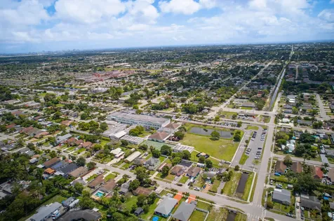 412 Broward Avenue Greenacres FL 33463