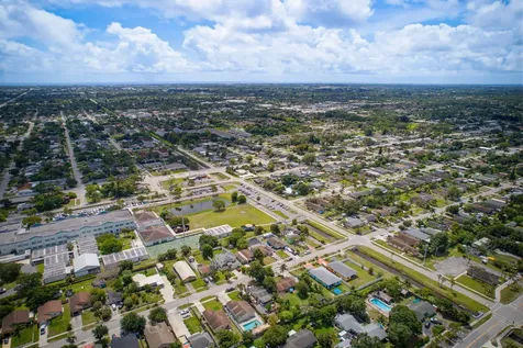 412 Broward Avenue Greenacres FL 33463