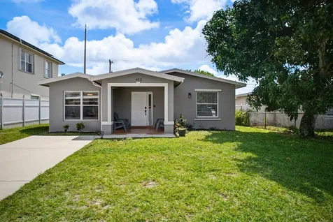 412 Broward Avenue Greenacres FL 33463