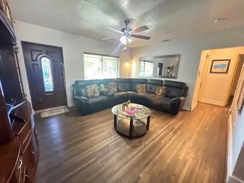 1070 NE 158th Street North Miami Beach FL 33162