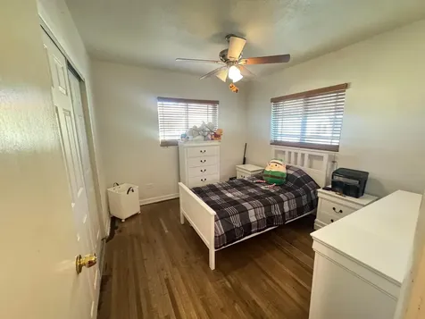 1070 NE 158th Street North Miami Beach FL 33162
