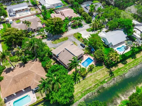17914 SW 83rd Court Palmetto Bay FL 33157