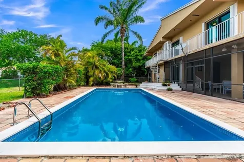 17914 SW 83rd Court Palmetto Bay FL 33157