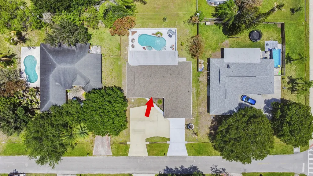 1893 SW Angelico Lane Port St Lucie FL 34984