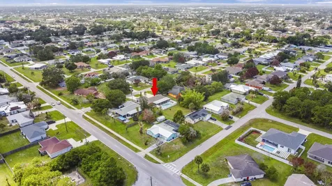 1893 SW Angelico Lane Port St Lucie FL 34984