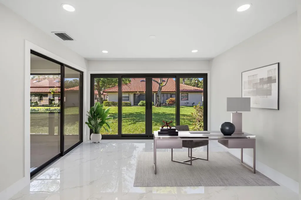 6371 Kings Gate Circle Delray Beach FL 33484