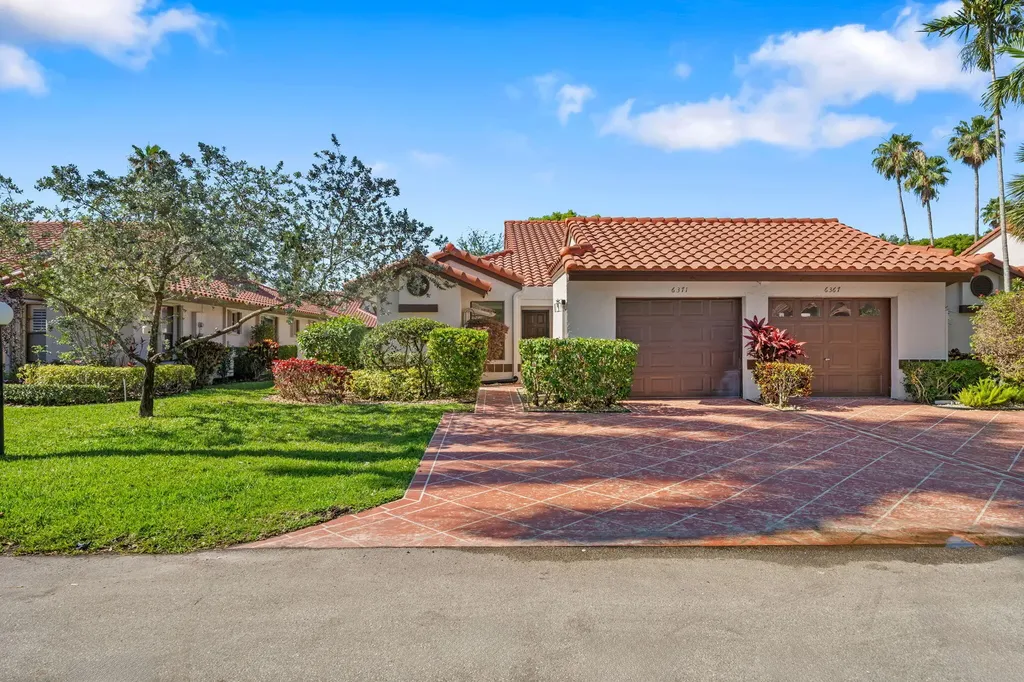 6371 Kings Gate Circle Delray Beach FL 33484