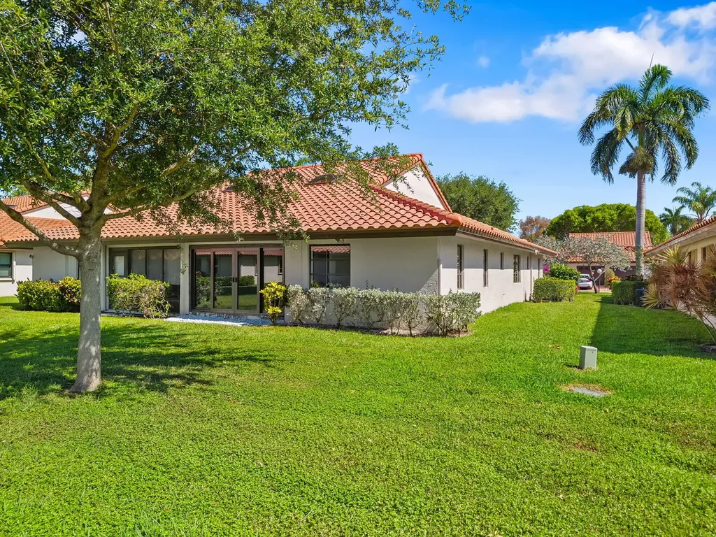 6371 Kings Gate Circle Delray Beach FL 33484