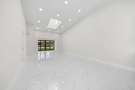 6371 Kings Gate Circle Delray Beach FL 33484