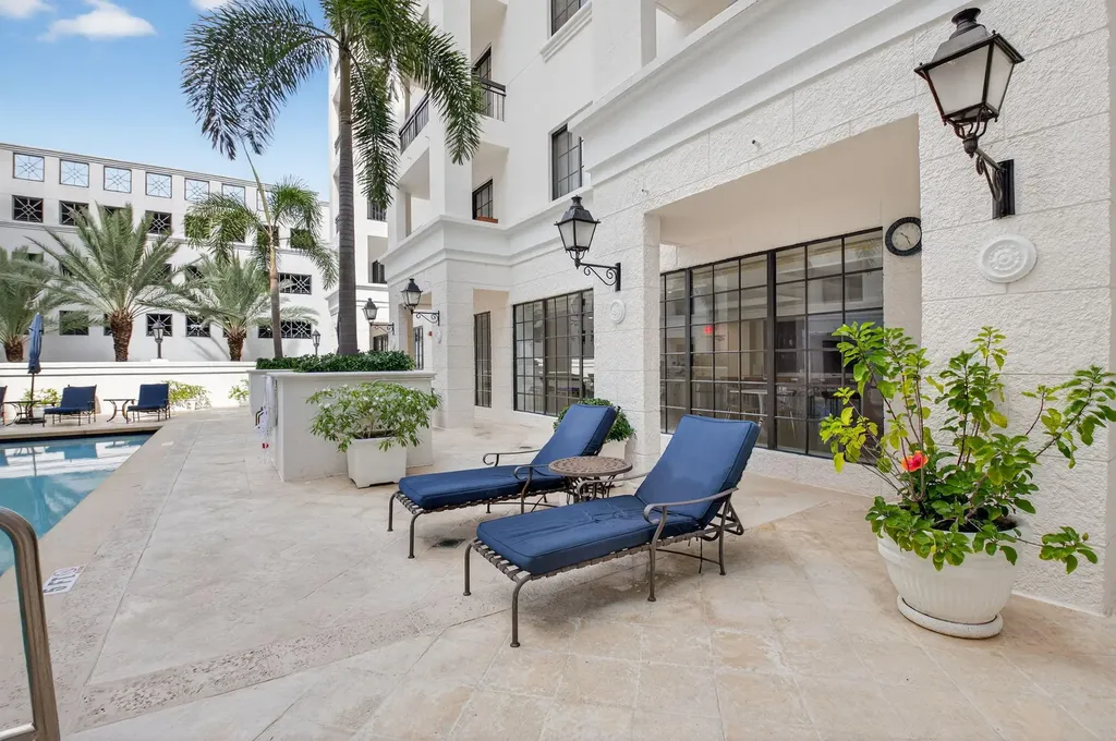 233 S Federal Highway Boca Raton FL 33432