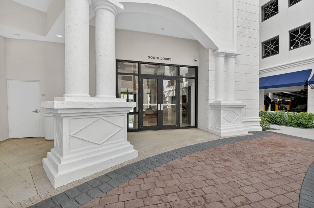 233 S Federal Highway Boca Raton FL 33432