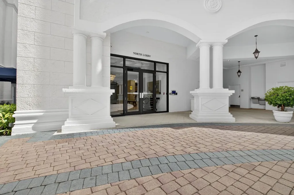 233 S Federal Highway Boca Raton FL 33432
