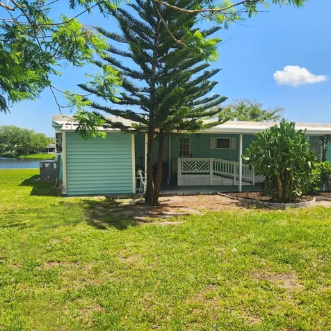 17 Rio Verde Way Port St Lucie FL 34952