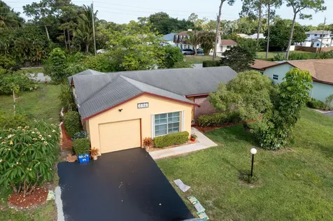 6121 Rainbow Circle Greenacres FL 33463