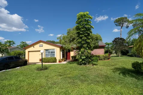 6121 Rainbow Circle Greenacres FL 33463
