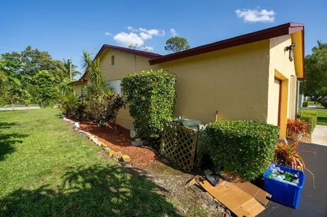 6121 Rainbow Circle Greenacres FL 33463