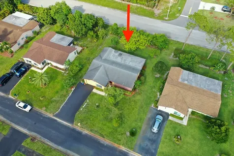 6121 Rainbow Circle Greenacres FL 33463