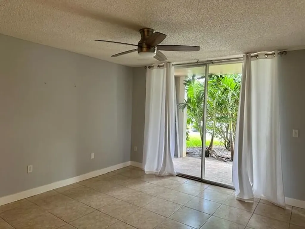 7888 Sonoma Springs Circle Lake Worth FL 33463