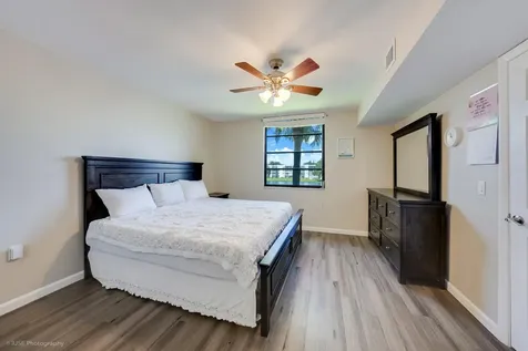 1528 Whitehall Drive Davie FL 33324