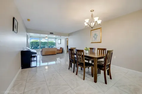 1528 Whitehall Drive Davie FL 33324