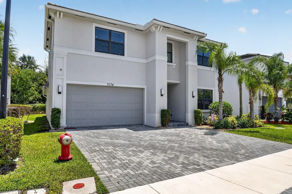 7174 Villamar Way Lake Worth FL 33463