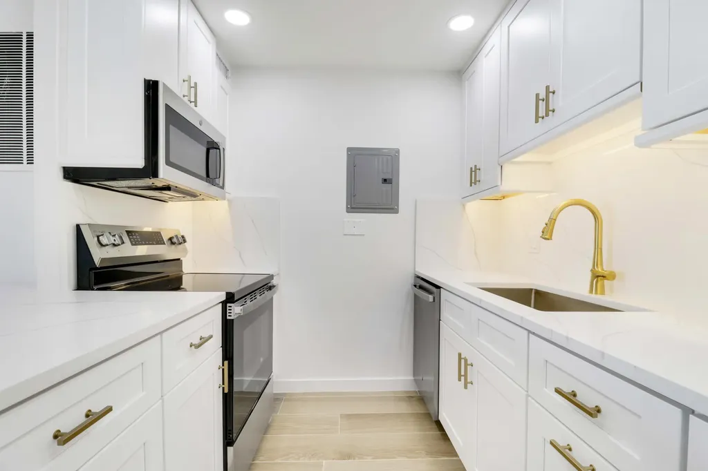 1200 Marine Way North Palm Beach FL 33408