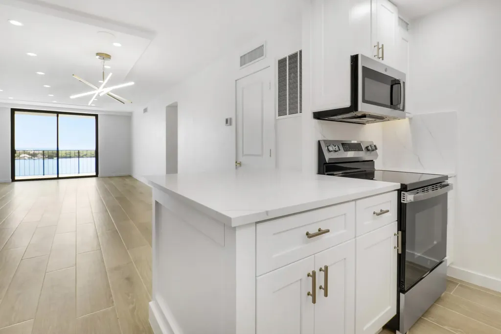 1200 Marine Way North Palm Beach FL 33408