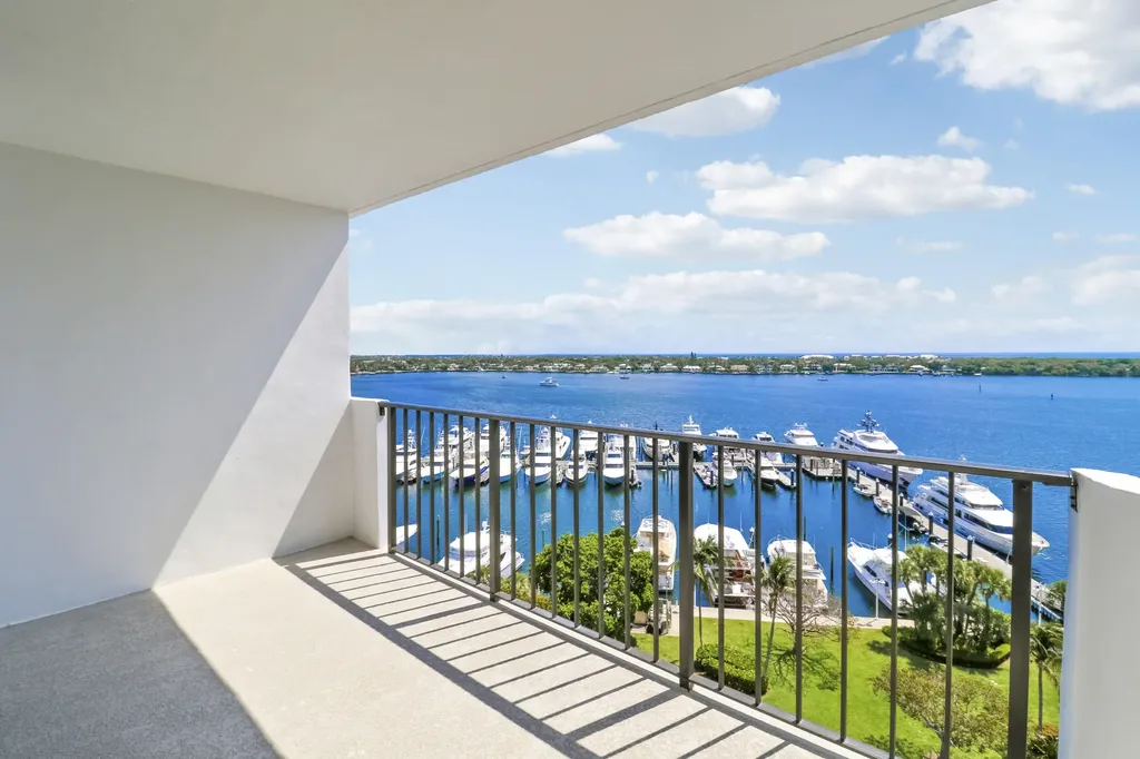 1200 Marine Way North Palm Beach FL 33408