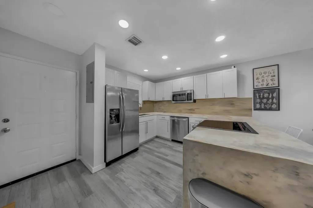 11477 NW 39th Court Coral Springs FL 33065