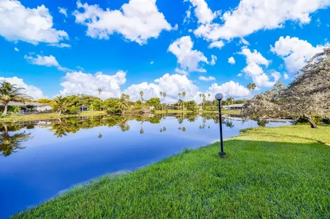 11477 NW 39th Court Coral Springs FL 33065