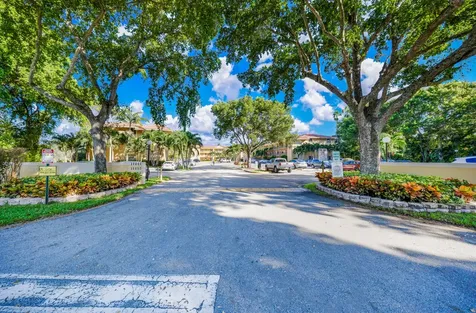 11477 NW 39th Court Coral Springs FL 33065