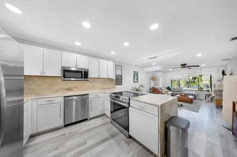 11477 NW 39th Court Coral Springs FL 33065