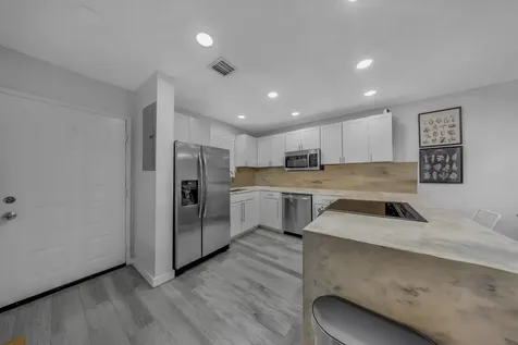 11477 NW 39th Court Coral Springs FL 33065