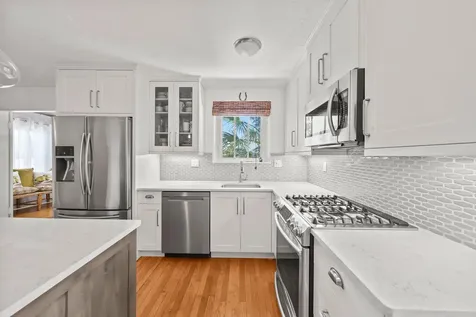 706 N Palmway Lake Worth Beach FL 33460