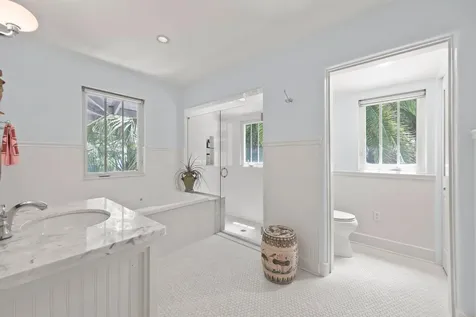 706 N Palmway Lake Worth Beach FL 33460