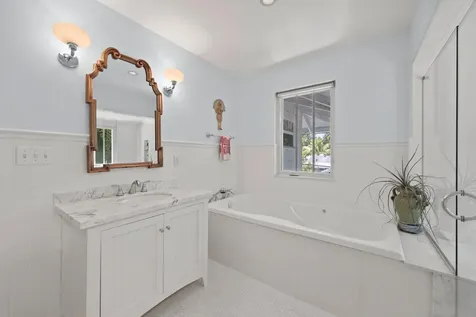 706 N Palmway Lake Worth Beach FL 33460