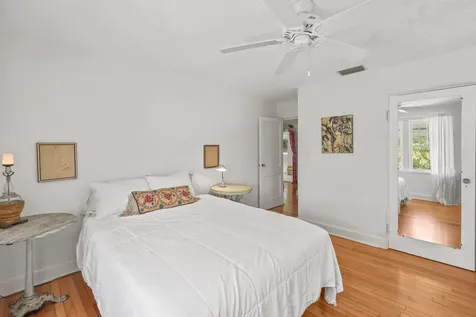 706 N Palmway Lake Worth Beach FL 33460