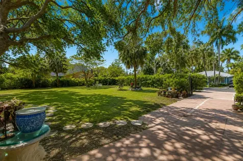706 N Palmway Lake Worth Beach FL 33460