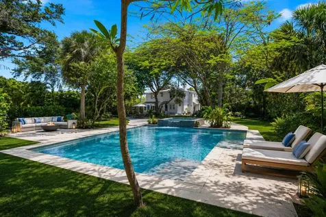 706 N Palmway Lake Worth Beach FL 33460