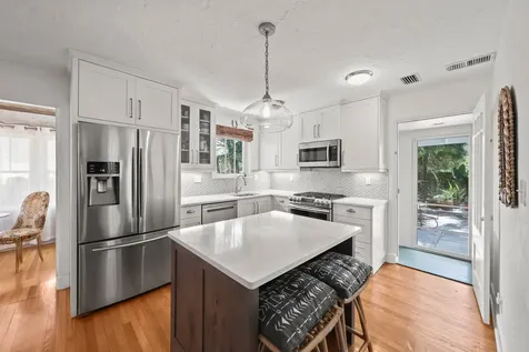 706 N Palmway Lake Worth Beach FL 33460