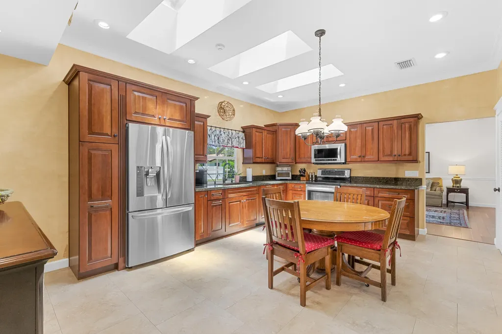 7501 Plantation Road Plantation FL 33317