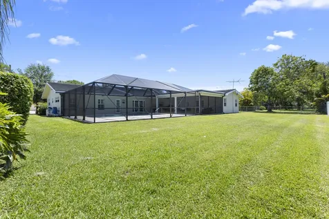 7501 Plantation Road Plantation FL 33317