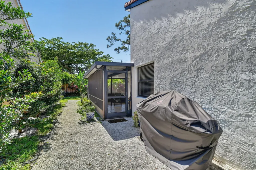 1630 NW 22nd Avenue Delray Beach FL 33445