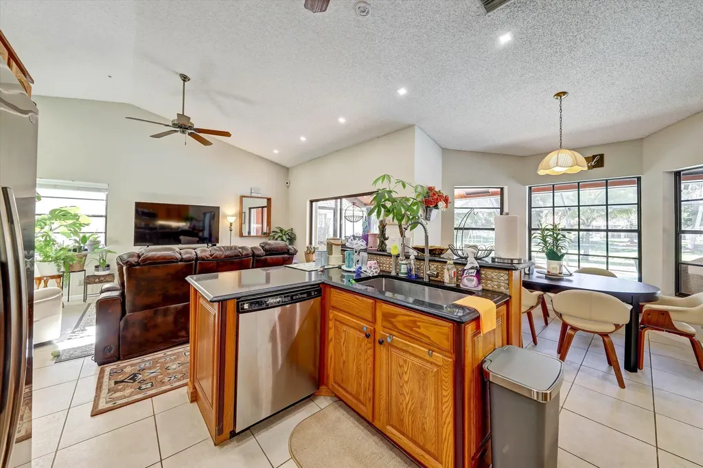 10966 NW 14th Street Coral Springs FL 33071