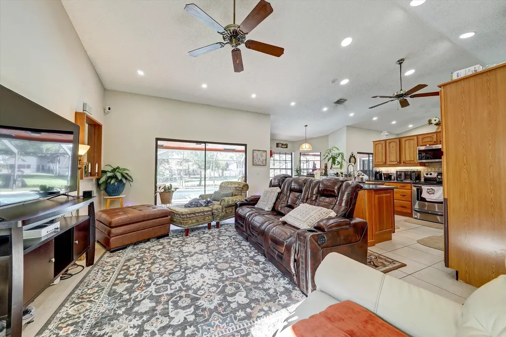 10966 NW 14th Street Coral Springs FL 33071
