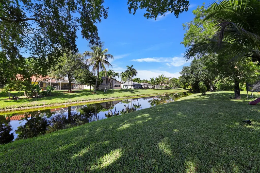 10966 NW 14th Street Coral Springs FL 33071