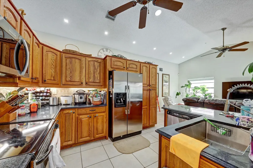 10966 NW 14th Street Coral Springs FL 33071