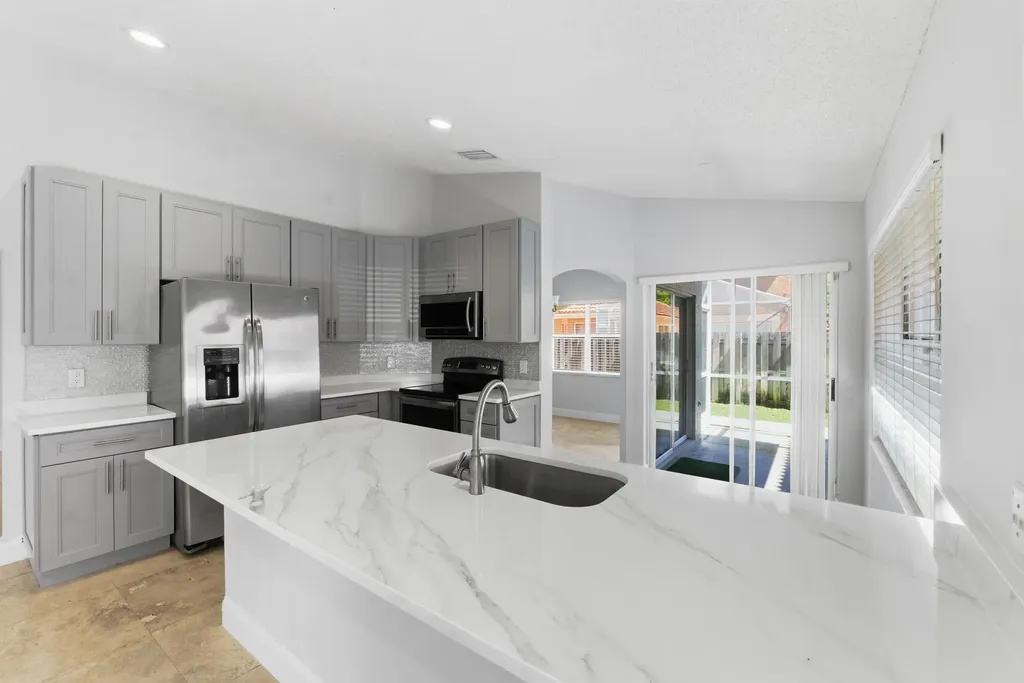 10781 Cypress Lake Terrace Boca Raton FL 33498